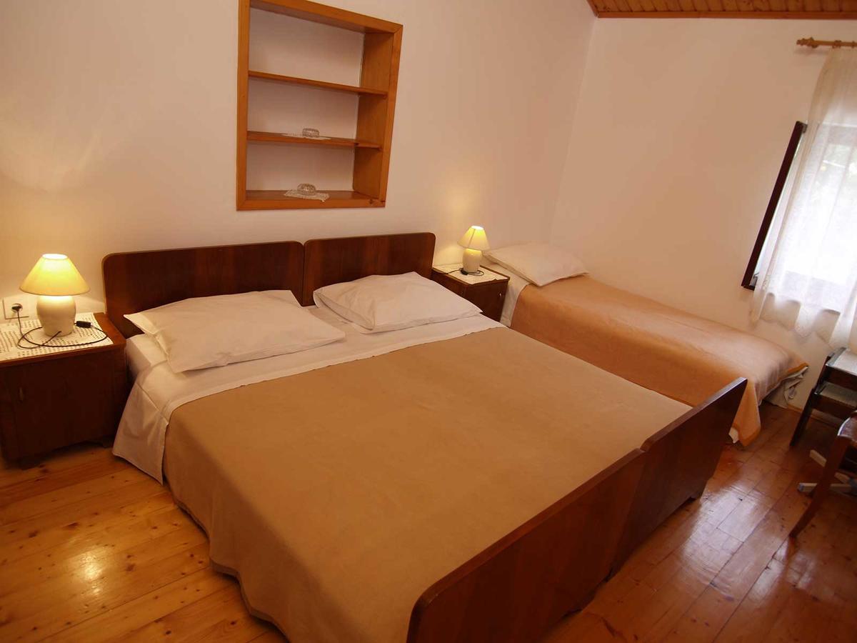Teo Appartement Veli Lošinj Buitenkant foto