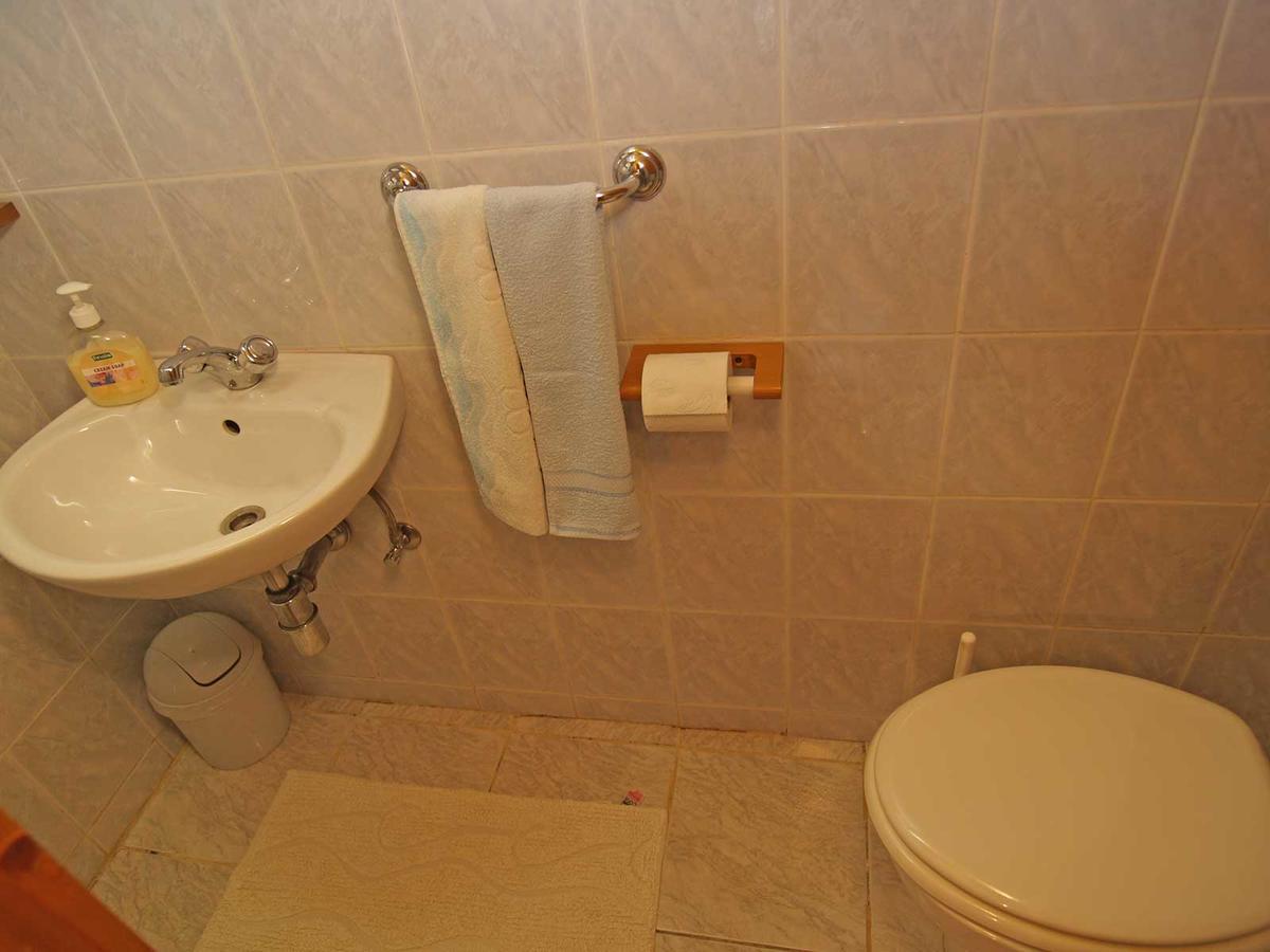 Teo Appartement Veli Lošinj Buitenkant foto