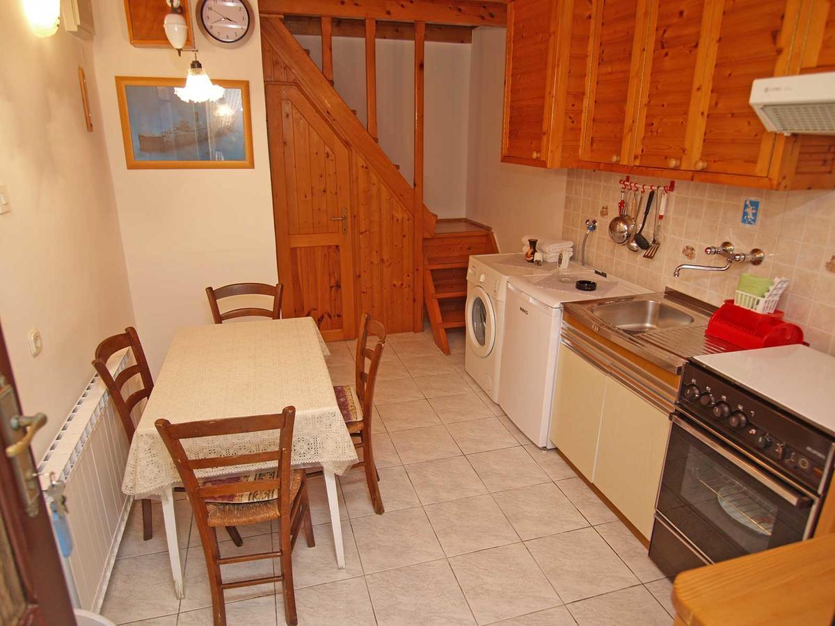 Teo Appartement Veli Lošinj Buitenkant foto