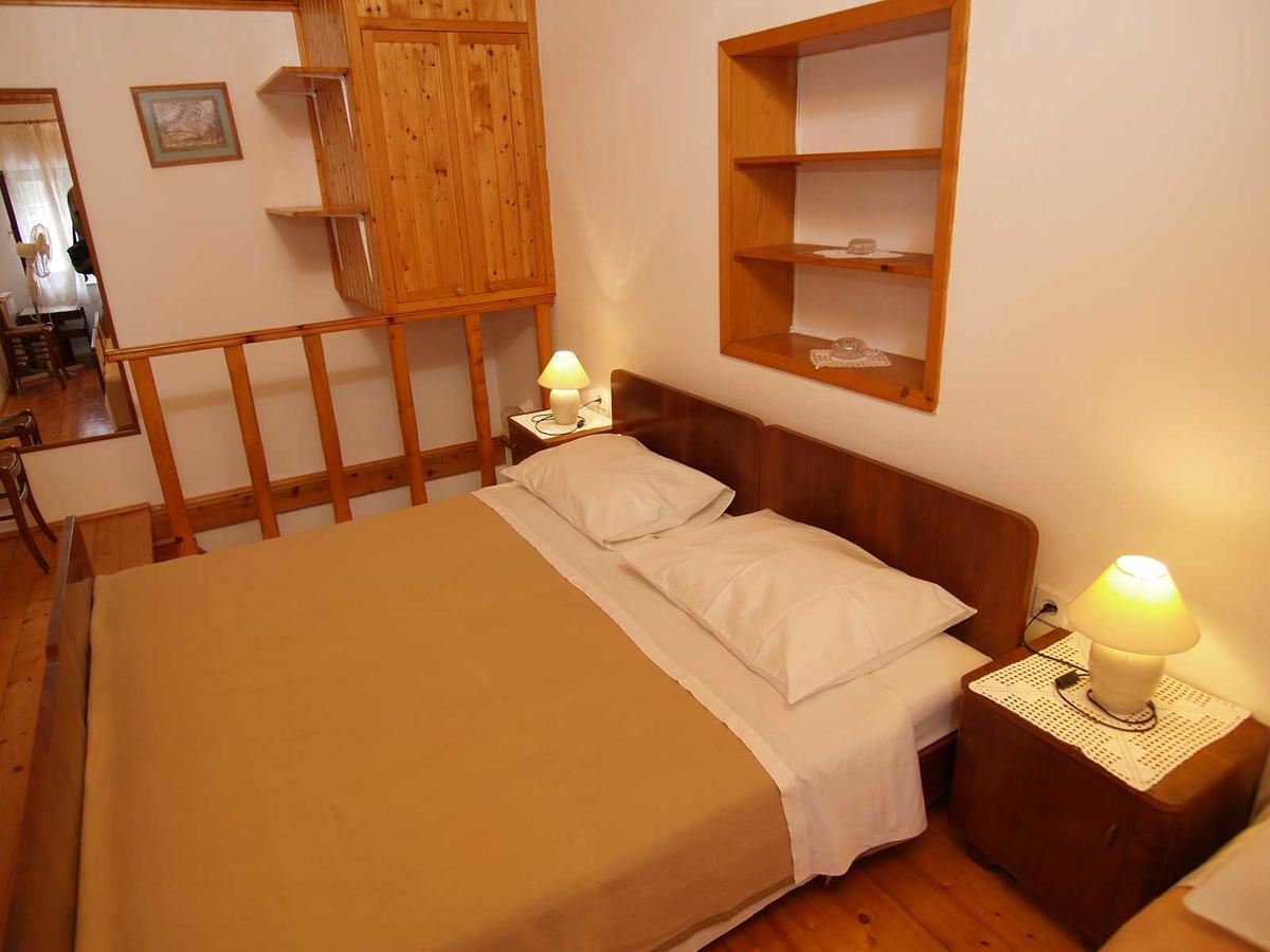 Teo Appartement Veli Lošinj Buitenkant foto