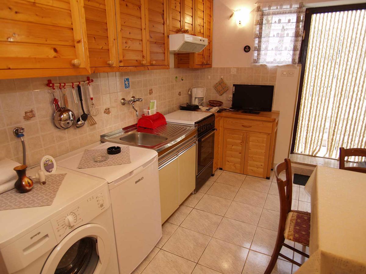 Teo Appartement Veli Lošinj Buitenkant foto